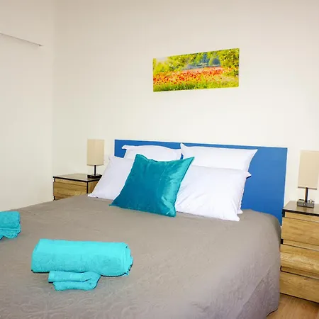 Bacivers Cote Jardin Apartment *